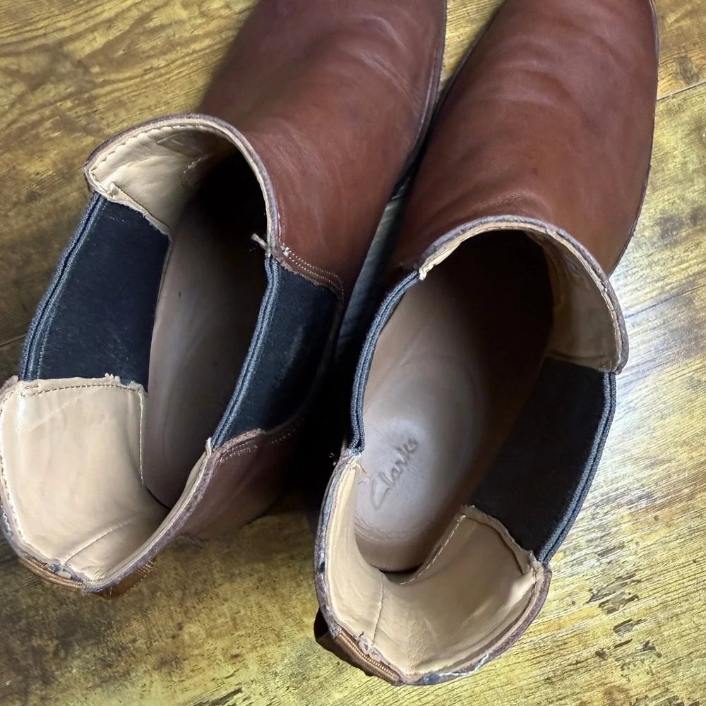 Clarks‎ Clarkdale Gobi Brown Leather Chelsea Boots Mens Size 8.5 M